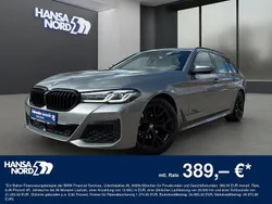 Grau / skyscraper grau (metallic) Gebraucht 2023 BMW 520 M Sport Kombi | 42.250 € (Fairer Preis)