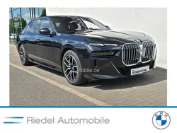 Schwarz Gebraucht 2024 BMW 740 M Sport Limousine | 87.890 € (Superpreis)
