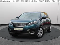 Blau Gebraucht 2019 Peugeot 5008 Van / Kleinbus | 12.995 € (Fairer Preis)