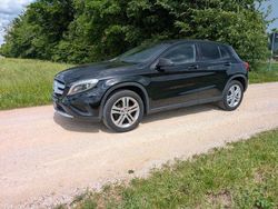 Schwarz Gebraucht 2017 Mercedes GLA220 SUV | 18.200 € (Guter Preis)