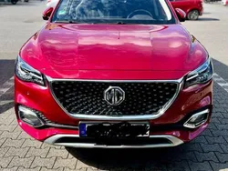 Rot Gebraucht 2021 MG EHS Luxury SUV | 19.300 € (Fairer Preis)