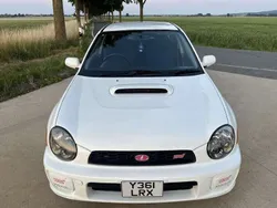 Weiß Gebraucht 2001 Subaru Impreza Limousine | 19.990 €