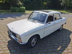 Weiß Gebraucht 1976 Peugeot 304 Limousine | 9.990 €