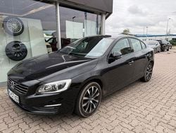 Schwarz Gebraucht 2018 Volvo S60 Linje Svart Limousine | 17.900 € (Fairer Preis)