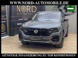Siliziumgrau metallic (metallic) Gebraucht 2020 VW Touareg Style SUV | 50.900 € (Etwas zu teuer)