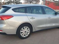 Silber Gebraucht 2020 Ford Focus Cool & Connect Kombi | 13.780 € (Fairer Preis)