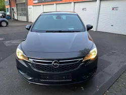 Grau Gebraucht 2016 Opel Astra Dynamic Limousine | 8.590 € (Guter Preis)
