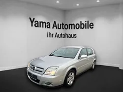 Silber Gebraucht 2003 Opel Signum Kombi | 3.300 € (Teuer)