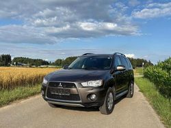 Braun Gebraucht 2011 Mitsubishi Outlander SUV | 3.700 €