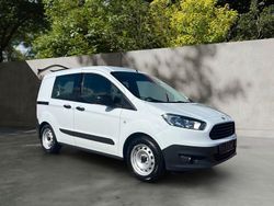 Weiß Gebraucht 2017 Ford Transit Limousine | 8.100 € (Fairer Preis)