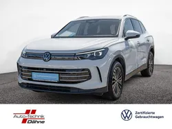 Weiss / pure white Gebraucht 2024 VW Tiguan Elegance SUV | 37.880 € (Fairer Preis)