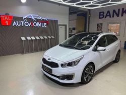 Weiß Gebraucht 2017 Kia Ceed Sportswagon Platinum Kombi | 11.999 € (Fairer Preis)