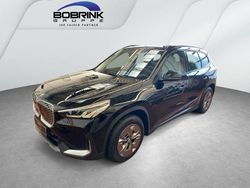 Schwarz Neu 2025 BMW iX1 Shadowline SUV | 49.220 € (Fairer Preis)