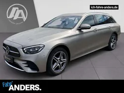 Mojavesilber Gebraucht 2022 Mercedes E300 AMG Kombi | 34.154 € (Guter Preis)