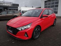 Rot Gebraucht 2020 Hyundai i20 Trend Limousine | 10.890 € (Superpreis)