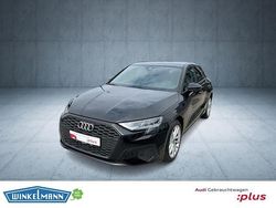 Brillantschwarz Gebraucht 2022 Audi A3 Sportback e-tron Ambiente Limousine | 26.450 € (Fairer Preis)