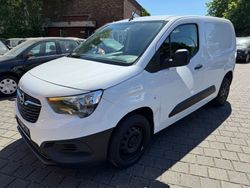 Weiß Gebraucht 2023 Opel Combo Van / Kleinbus | 8.999 €