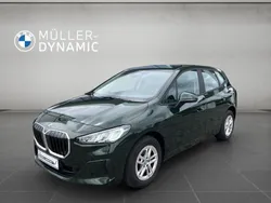 Sanremo green Gebraucht 2023 BMW 218 Active Tourer Van / Kleinbus | 28.350 € (Fairer Preis)