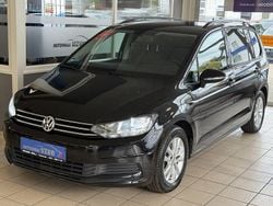 Schwarz Gebraucht 2016 VW Touran Van / Kleinbus | 17.990 € (Etwas zu teuer)