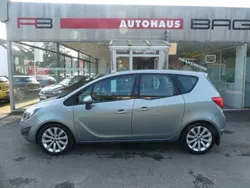Silber Gebraucht 2011 Opel Meriva Innovation Van / Kleinbus | 8.990 €