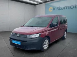 Rot Gebraucht 2021 VW Caddy Van / Kleinbus | 26.499 € (Etwas zu teuer)