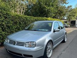 Silber Gebraucht 2001 VW Golf IV Highline Kleinwagen | 7.000 € (Teuer)