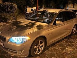 Weiß Gebraucht 2013 BMW 520 Kombi | 4.500 €