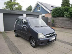 Grau Gebraucht 2006 Opel Agila Kleinwagen | 2.190 € (Teuer)