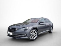 Grau Gebraucht 2022 Skoda Superb Premium Edition Kombi | 24.750 € (Fairer Preis)