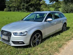 Silber Gebraucht 2013 Audi A4 Ambiente Kombi | 12.000 € (Fairer Preis)