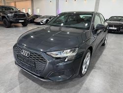 Grau Gebraucht 2022 Audi A3 Basis Limousine | 23.999 € (Fairer Preis)