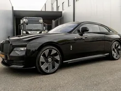 Schwarz Gebraucht 2024 Rolls Royce Spectre Limousine | 392.641 €