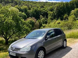 Grau Gebraucht 2005 VW Golf V Kleinwagen | 2.999 € (Teuer)