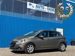 Grau Gebraucht 2017 Peugeot 208 Active Kleinwagen | 4.490 € (Fairer Preis)