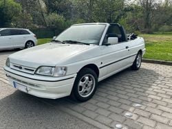 Weiß Gebraucht 1992 Ford Escort Cabriolet Cabrio | 4.100 €
