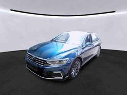Aquamarinblau Gebraucht 2022 VW Passat GTE Kombi | 23.999 € (Guter Preis)