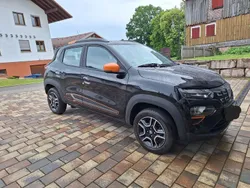 Schwarz Gebraucht 2022 Dacia Spring Comfort Plus Kleinwagen | 10.499 € (Fairer Preis)