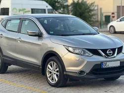Silber Gebraucht 2015 Nissan Qashqai 360º SUV | 11.499 € (Fairer Preis)