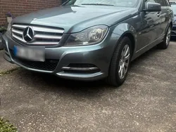 Grau Gebraucht 2011 Mercedes C200 Kombi | 6.800 €