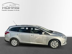 Silber Gebraucht 2013 Ford Focus Trend Kombi | 6.989 € (Etwas zu teuer)