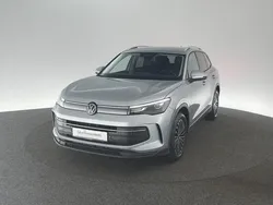 Silber Gebraucht 2024 VW Tiguan Life SUV | 31.990 € (Fairer Preis)