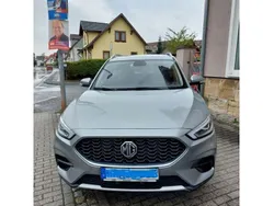 Cosmic silver (metallic) Gebraucht 2023 MG ZS Comfort Limousine | 16.000 € (Guter Preis)