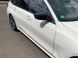 Weiß Gebraucht 2019 BMW 330 Sport Line Kombi | 19.200 € (Superpreis)