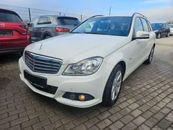 Weiß Gebraucht 2011 Mercedes C180 Kombi | 11.950 € (Etwas zu teuer)