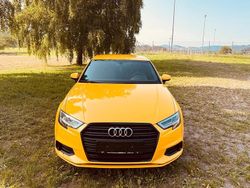 Gelb Gebraucht 2018 Audi A3 Sport Limousine | 15.800 € (Guter Preis)