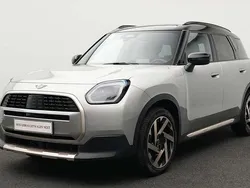 Grau Gebraucht 2024 Mini Countryman Favoured SUV | 35.706 € (Superpreis)
