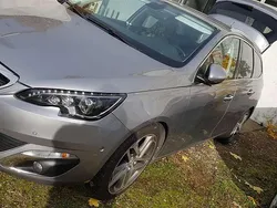 Gebraucht 2015 Peugeot 308 Kombi | 6.500 € (Fairer Preis)