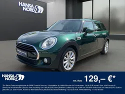 Grün / british racing green (metallic) Gebraucht 2017 Mini Cooper Clubman Kombi | 15.750 € (Fairer Preis)
