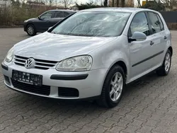 Silber Gebraucht 2004 VW Golf V Comfortline Limousine | 1.798 € (Fairer Preis)