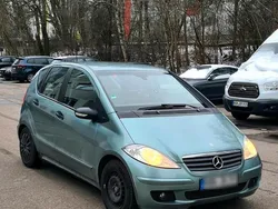 Grün Gebraucht 2005 Mercedes A180 Kombi | 2.850 €